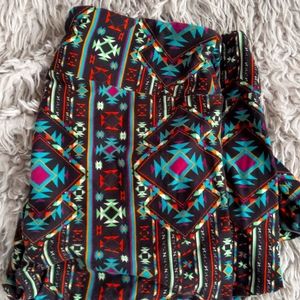 LuLaRoe Tribal Neon Black Leggings Tall & Curvy Plus Sz TC